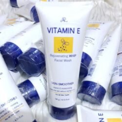 Aron Vitamin E Rejuvenating WHIP Smoother and Moisturizer Facial Wash 190g ave9