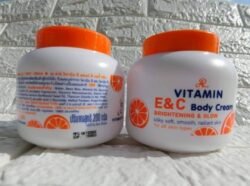 Aron New (aecc) AR Vitamin E & C Brighten & Glow Body WHITENING CREAM 200g Made in THAILAND