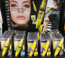 Made in USA Maybelline® Volum' Express the Colossal Spider Effect Washable Mascara 5a
