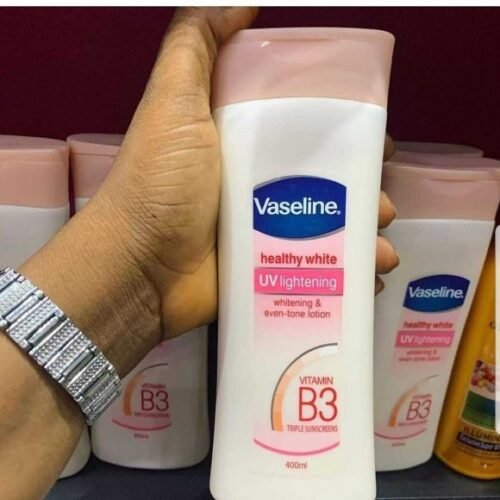 6783b409b119fb441a6df1767a460cb6.jpg VASELINE Healthy Even Tone (vhet) with Vitamin B3 and UV Protection 200 Ml Lotion