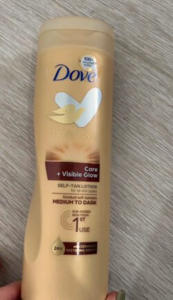 DOVE Visible Glow (dmdl) Medium to Dark Gradual Tanning Lotion for Sun-Kissed Skin Self-Tan Lotion for All Skin Types 400ml