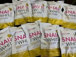 854e4e40d0fd41ca30cac722386befa8.jpg Snail sgws GOLD SOAP X10 Intensive WHITENING SOAP by Precious Skin Made in THAILAND Precious Snail Gold SOAP (70g)