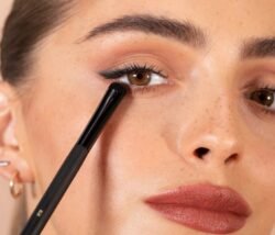 894d821a4d9007ddfa11f21ad9e45e55.jpg HUDA BEAUTY Makeup Lip, Eye, Eyebrow Brush hbeb