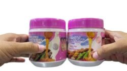 GOAT MILK WITH HONEY AND TAMARIND  Natural Extract VELEVET D'Hiver Jours UV Face and Body Lotion Gmvd Made In THAILAND with 400g