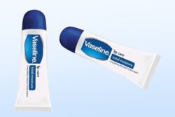 Vaseline Lip Care vltm1 Total Moisture Long Lasting – 10g